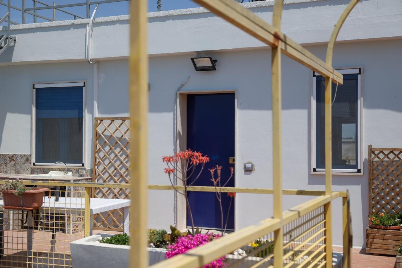 Salento Sea & Sun Apartment ポルト・チェザーレオ エクステリア 写真