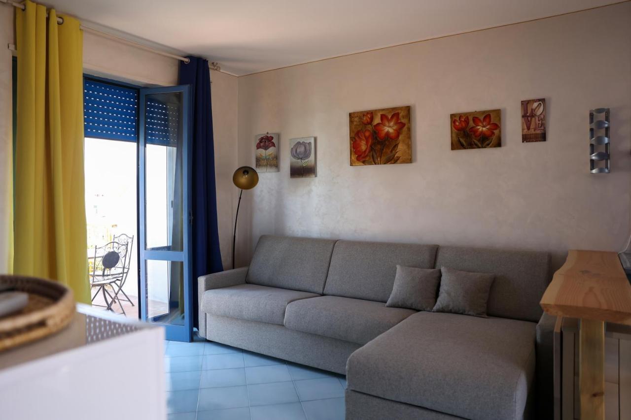 Salento Sea & Sun Apartment ポルト・チェザーレオ エクステリア 写真